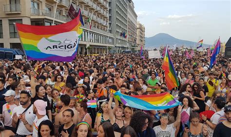 bakeca gay a napoli|Incontri gay a Napoli